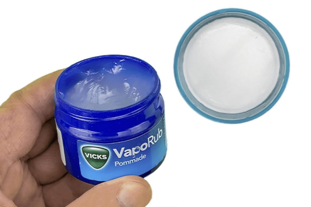 can-you-put-vicks-on-your-lips-is-it-safe-for-lips-personal-care24